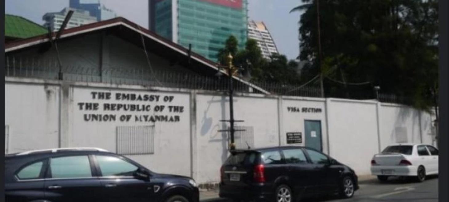 Myanmar Embassy in Thailand denies 1,800-baht slip fee for 2-year work permit