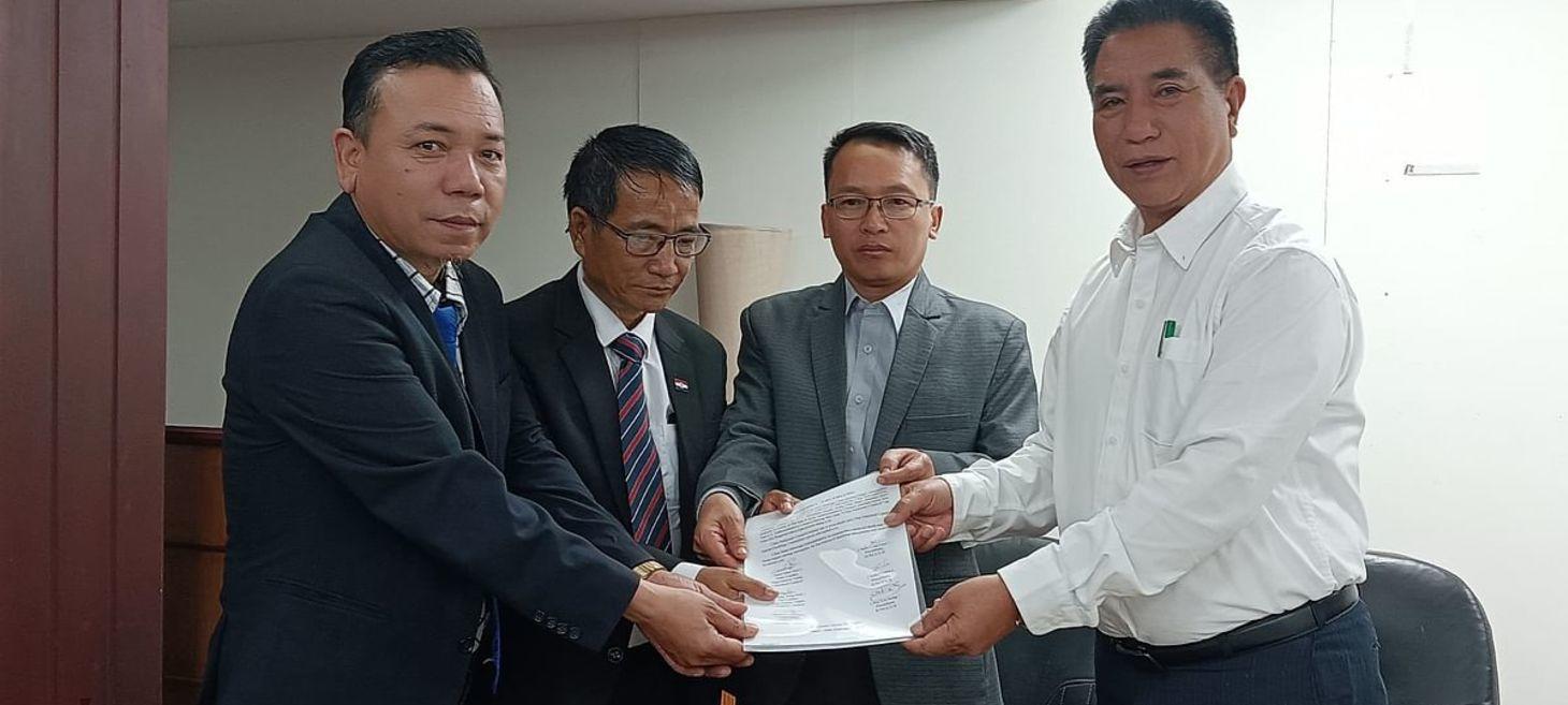 Myanmar's Chin 'rebel groups' unite in Mizoram in CM Lalduhoma's presence to announce 'merger' agreement