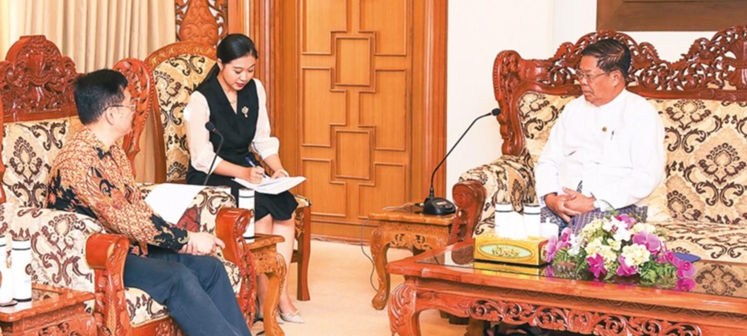 Chinese special envoy arrives in Naypyitaw as junta chief returns from Russia trip