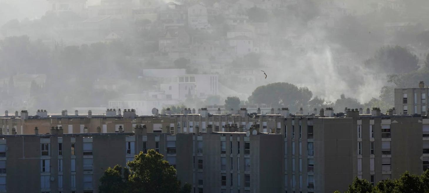 Les faux pillages par des jeunes des quartiers Nord de Marseille, itinéraire d’un mensonge raciste – Libération