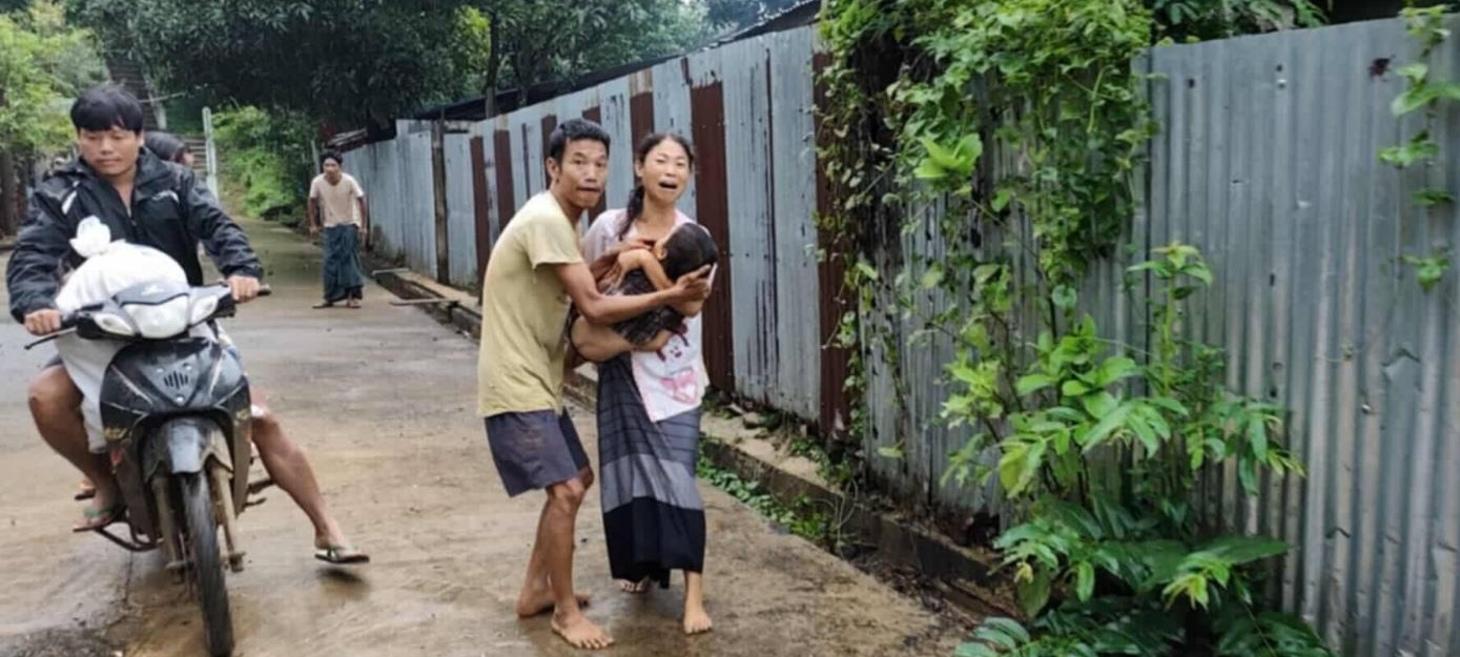 Junta shelling kills three near Myanmar jade centre of Hpakant