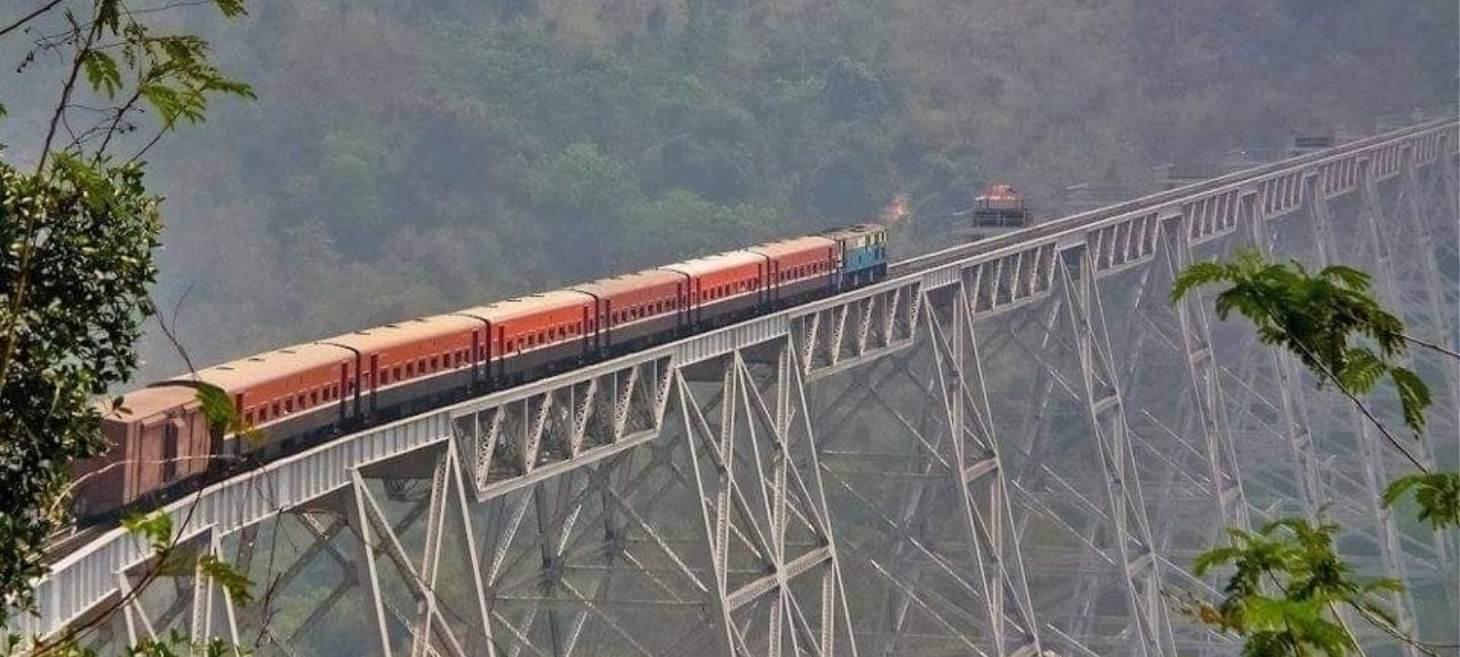 Gokteik Bridge, Myanmar’s highest rail crossing, destroyed in civil war
