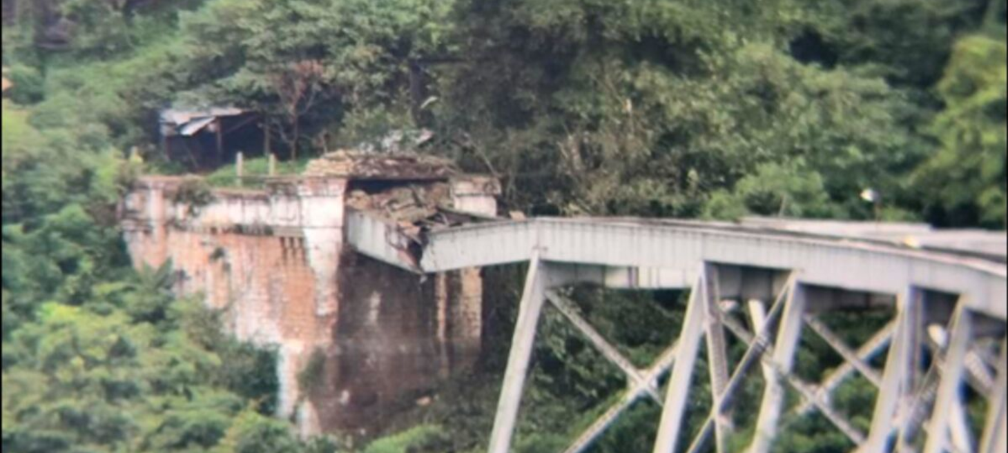 Myanmar Junta, Rebels Trade Blame for Damage of Iconic Bridge