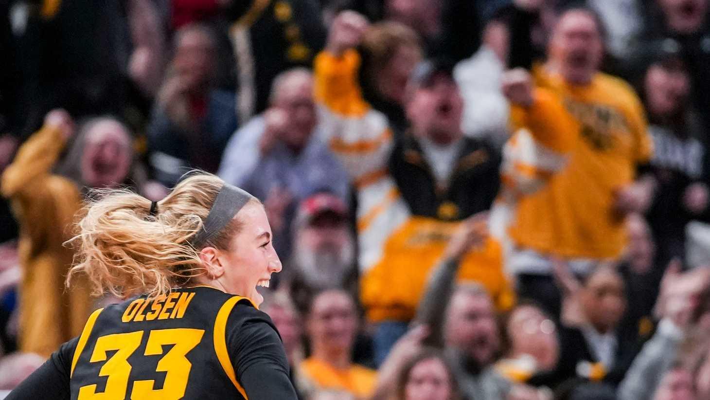 Former Iowa women's basketball star begins Australian pro chapter