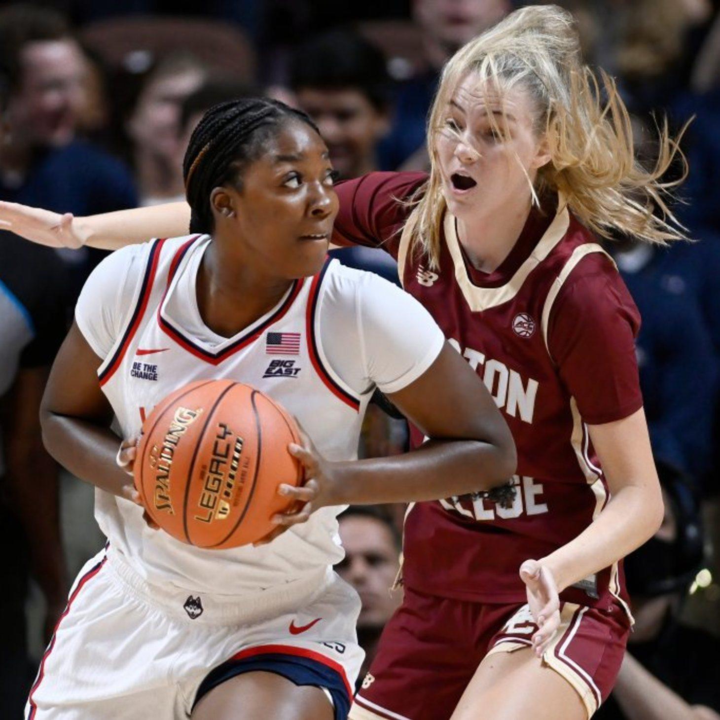 Serah Williams shows game-changing potential for UConn women