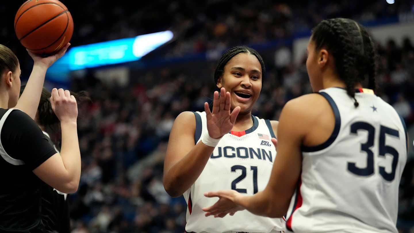 Naismith Women's College Player of the Year Watch: 10 stars to pay attention to