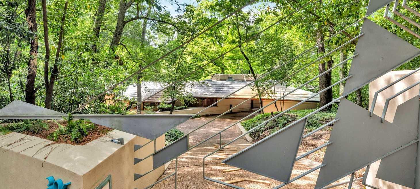 Wright's "Fountainhead" Could Be Purchased By Mississippi Museum of Art