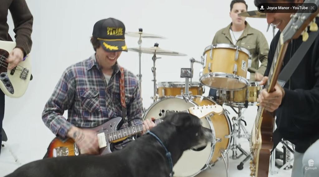 JOYCE MANOR share performance video | Watch - 'I Used To Go To This Bar'