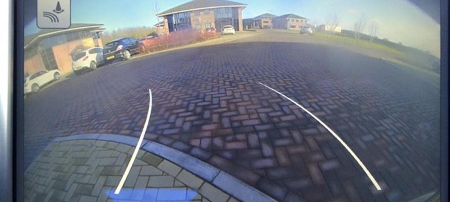 Tesla releases Reverse Camera Guidelines in version 6.1