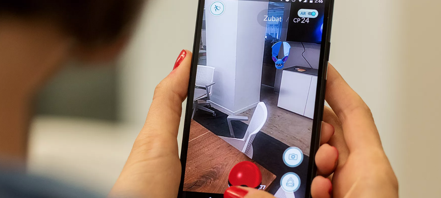 Will Apple release an AR headset for the next iPhone?