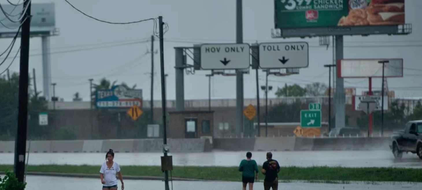 How tech companies are helping Texans affected by Hurricane Harvey
