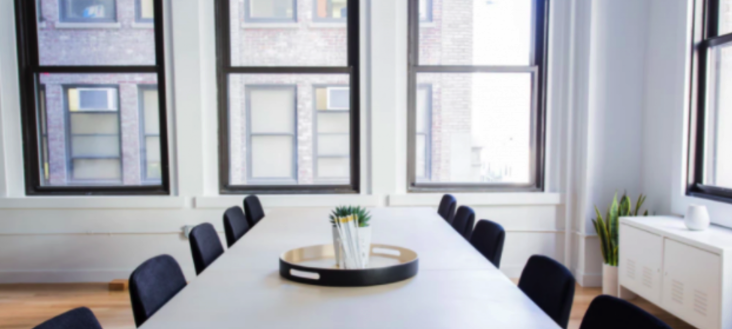 9 Ways to Shine in Meetings as an Introvert
