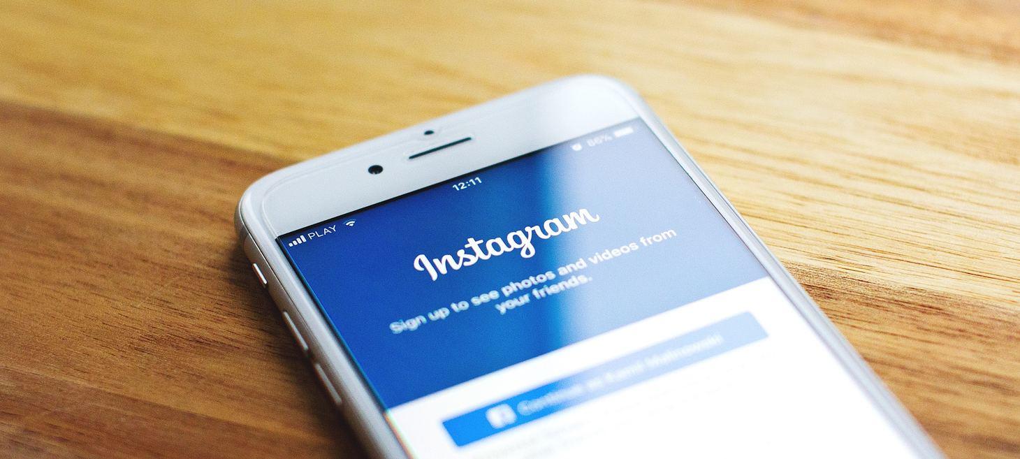 50 Cheatsheets & Infographics for Social Media Marketers