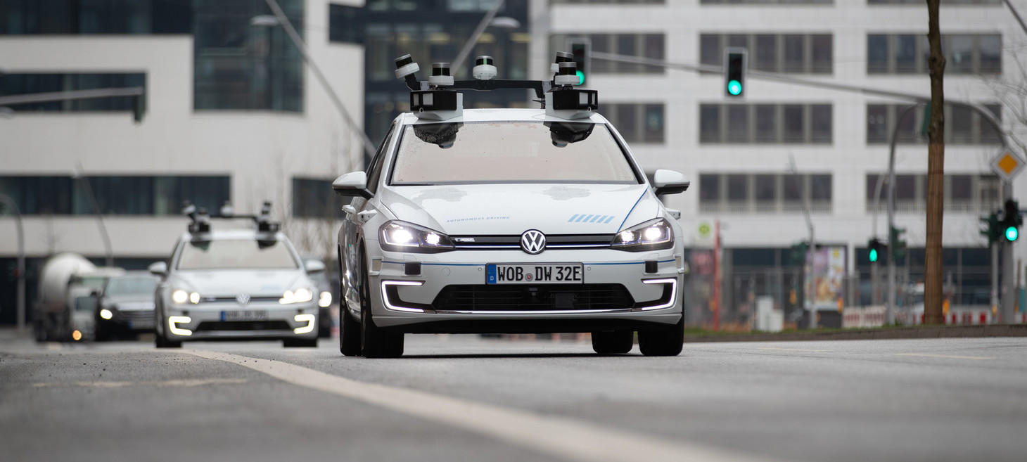 VW tests automated vehicles in Hamburg