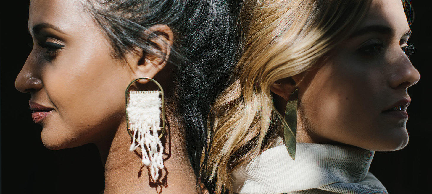 THIS WEEKEND ONLY: 25% Off our Looped Together Collection with free US shipping!