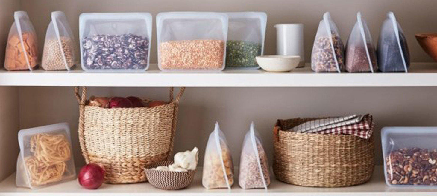 A Relatively Painless Guide to Cutting Plastic Out of Your Life