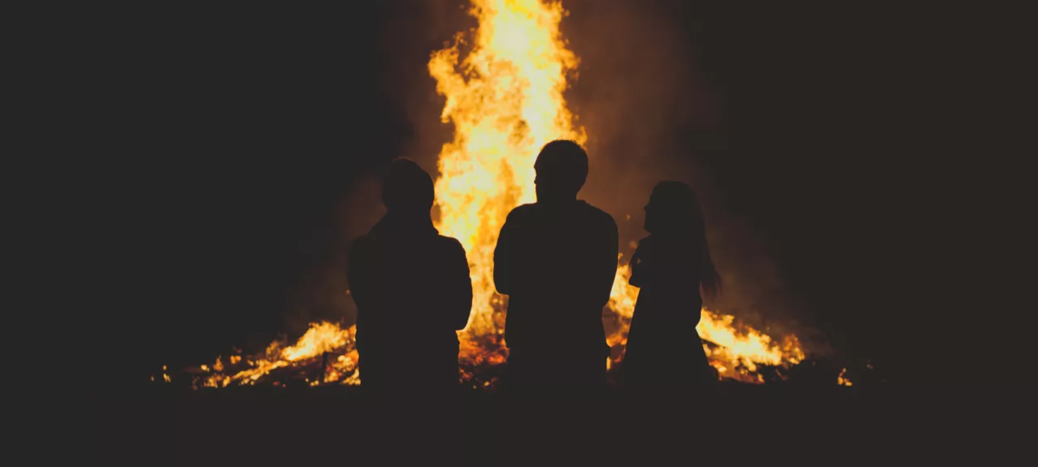 How to have a safe fire in your back garden this Bonfire Night