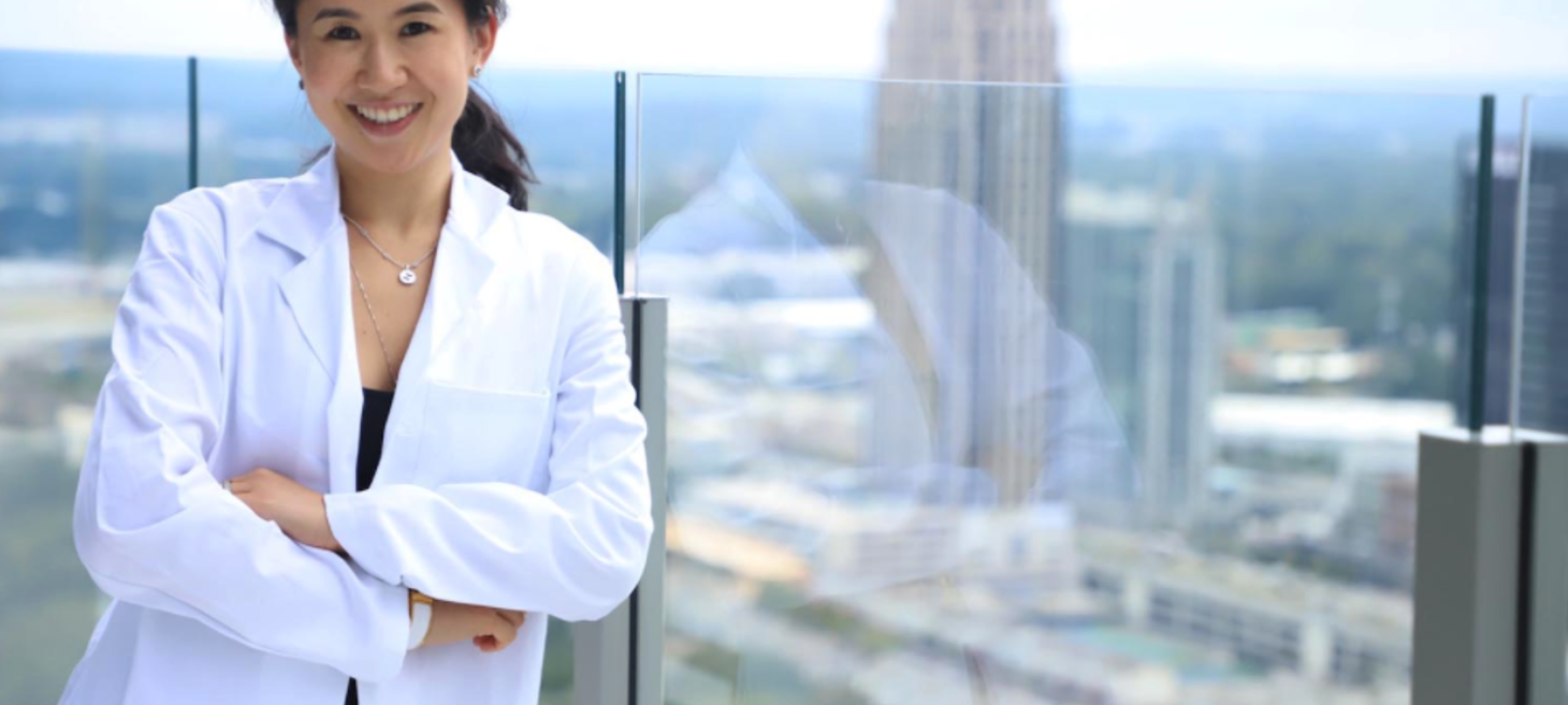 Banishing 'mom guilt': U of A doctor blogs about parenting, women's wellness