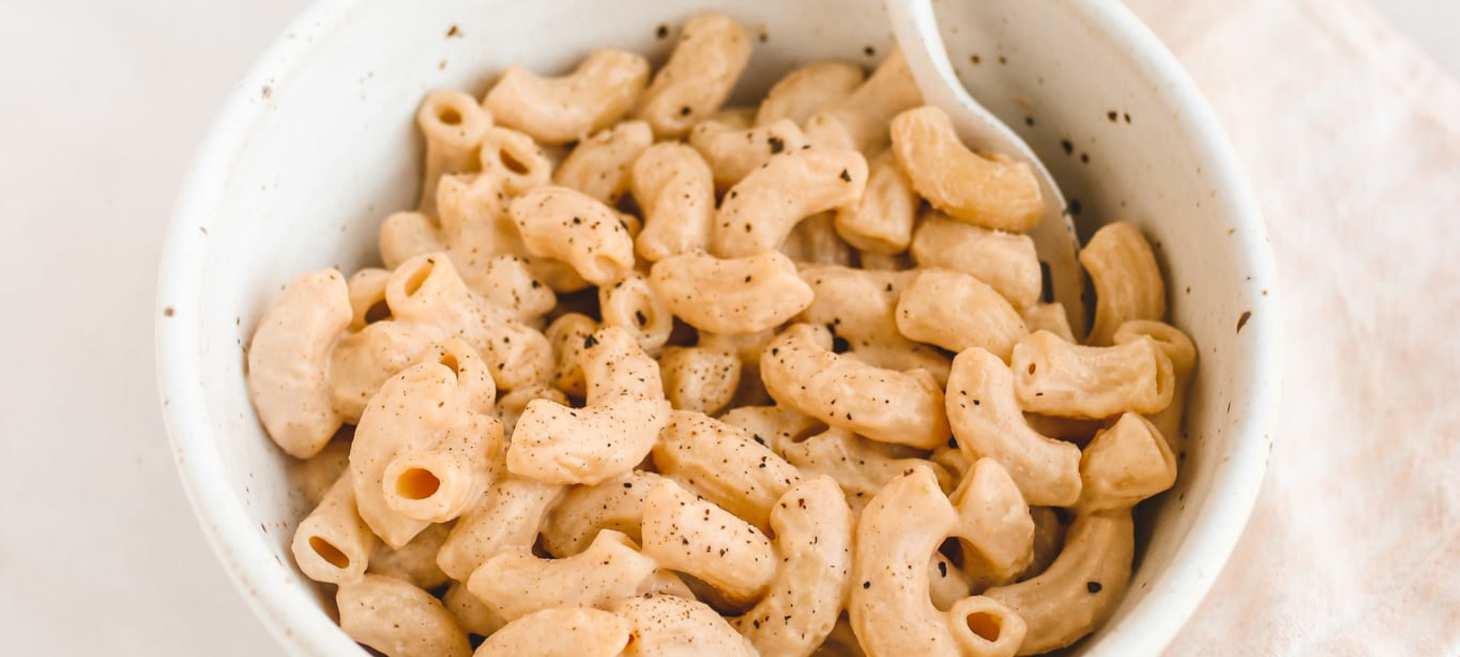 10 Minute High Protein Vegan Mac and Cheese (no nuts, no potatoes) (vegan, gluten-free, oil free) | Veggiekins Blog