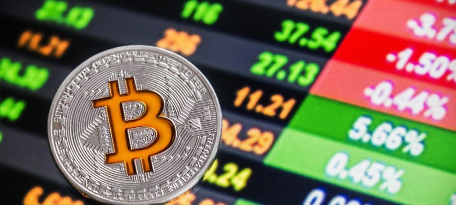 Bitcoin (BTC) Closes 10 Daily-Green Candles in a Row After 4 Years, Price Soars to $42K