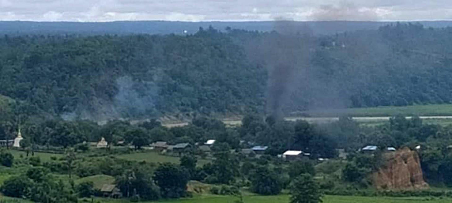 Myanmar Junta Troops Burn Donated Food for IDPs