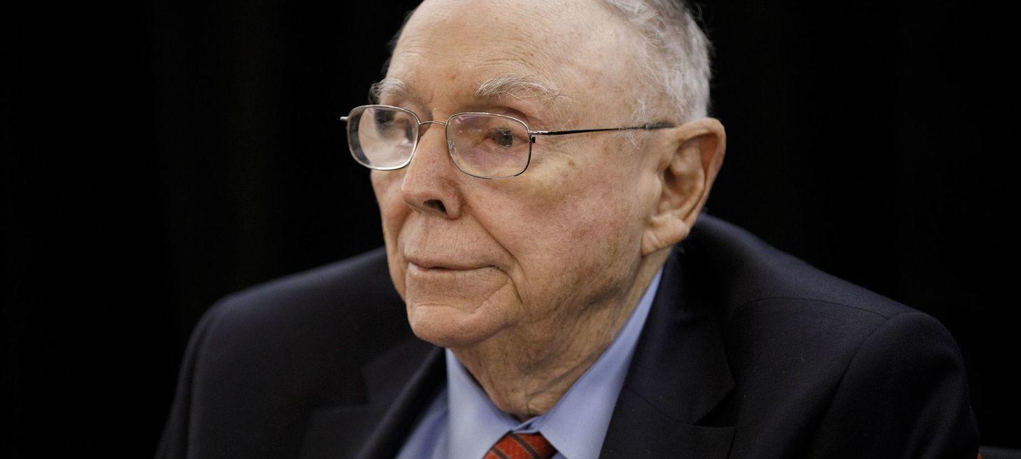 Berkshire’s Munger Says Now ‘Even Crazier’ Than Dotcom Bust