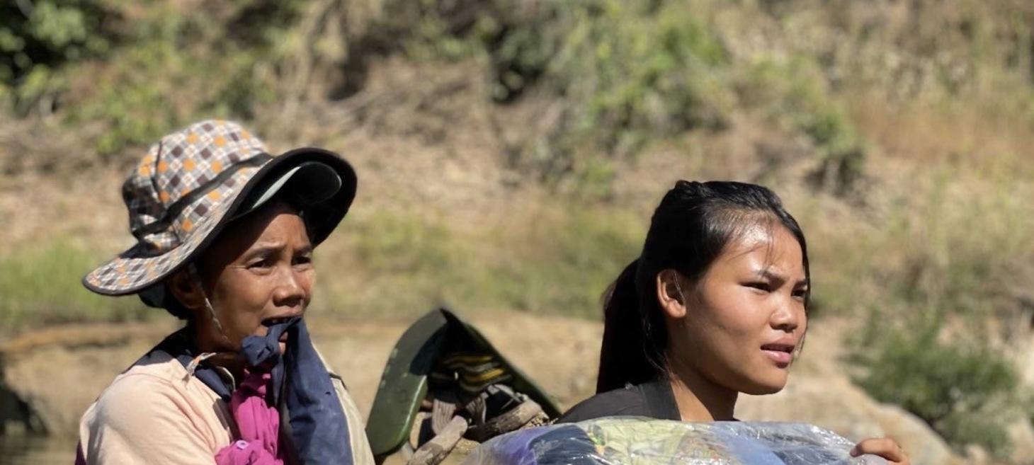 Burma Army Air and Ground Attacks Displace Over 10,000 People in Central Karen State along the Burma-Thai border.