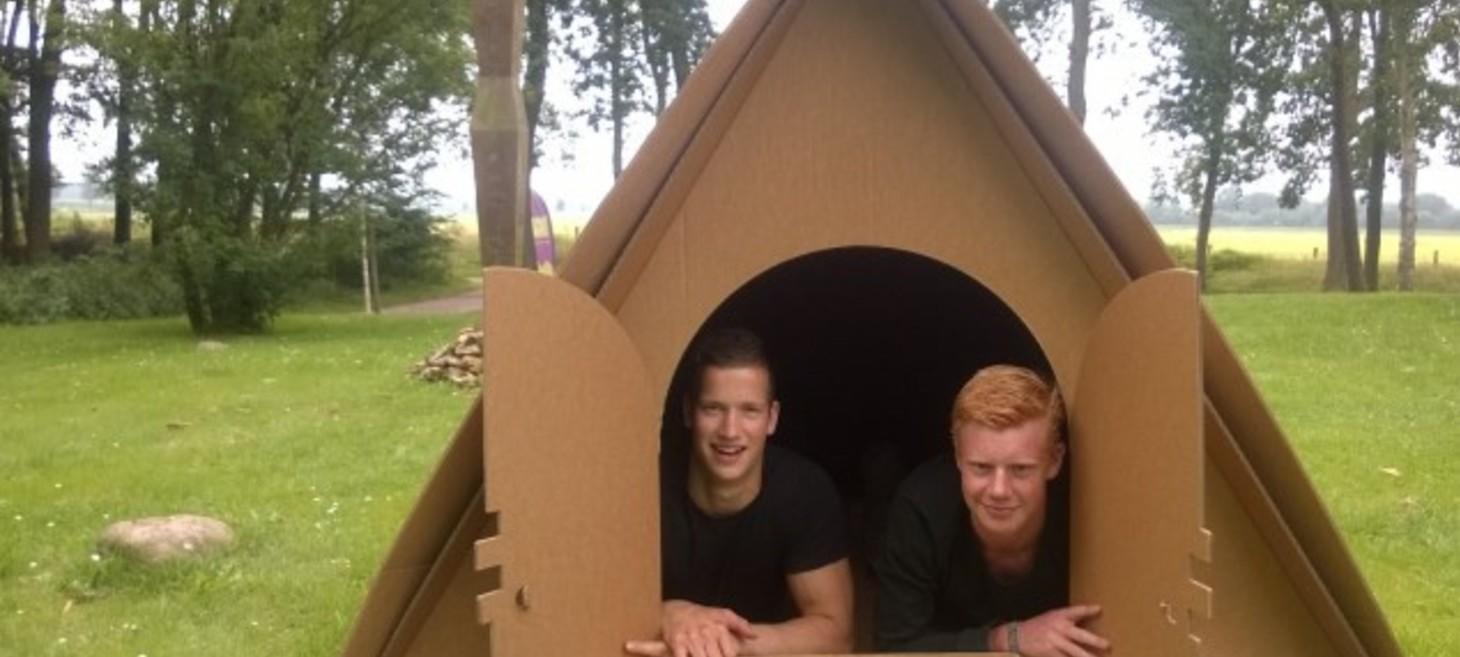 Deze verrassende tent van karton gaat naar Pioneers Festival