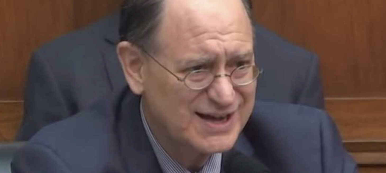 US Lawmaker Says 'Too Much Money and Power' Behind Crypto to Ban It
