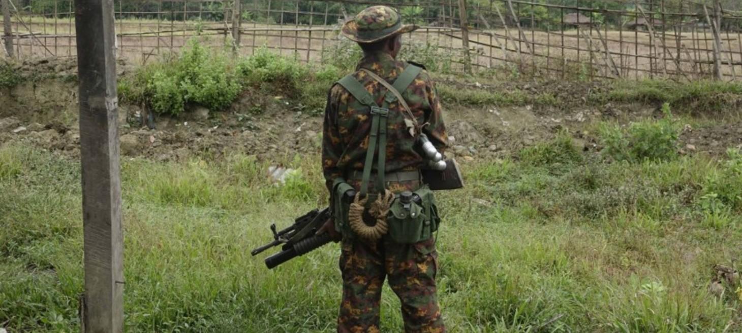 Arakan Army and Myanmar military clash near Bangladesh border, locals say