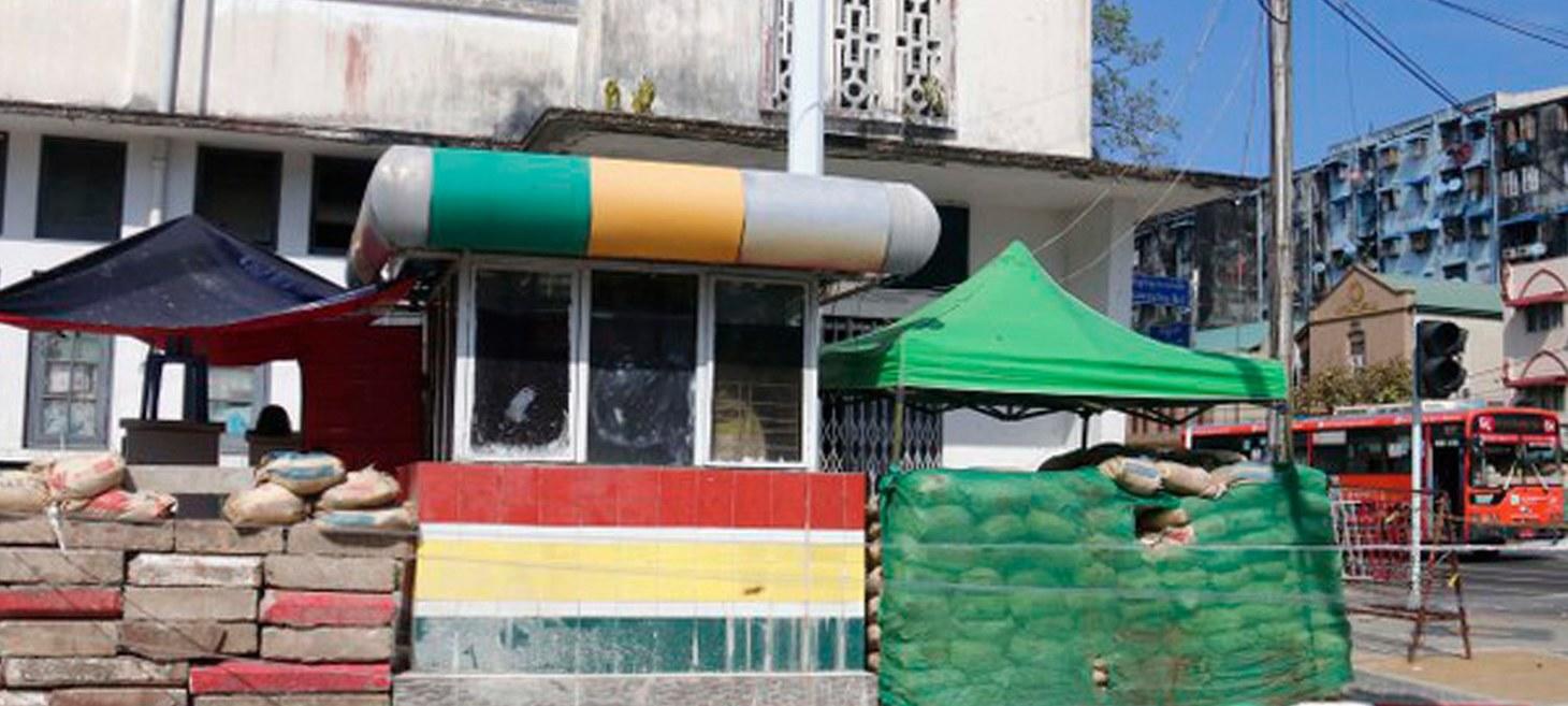 Two people injured in bomb blast at Yangon immigration office