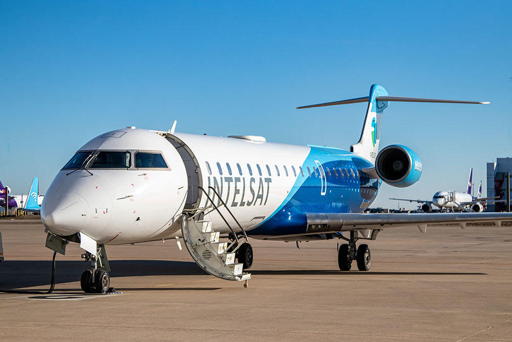 Market optimism, antenna debates as the first regional jets get a Wi-Fi upgrade