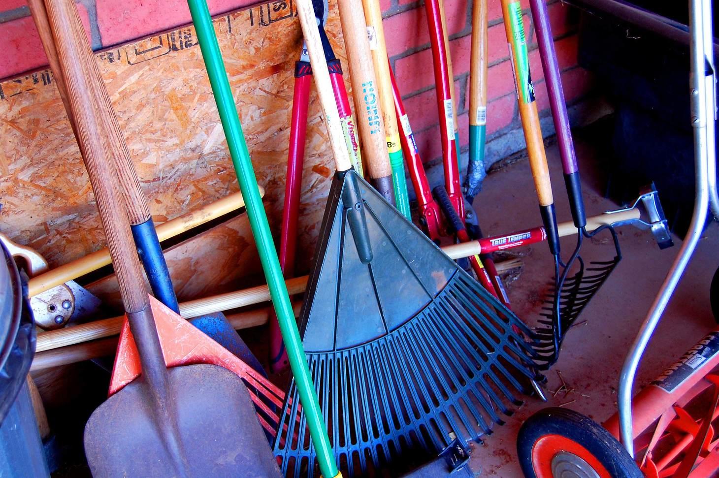 How to Preserve Garden Tools through Careful Storage