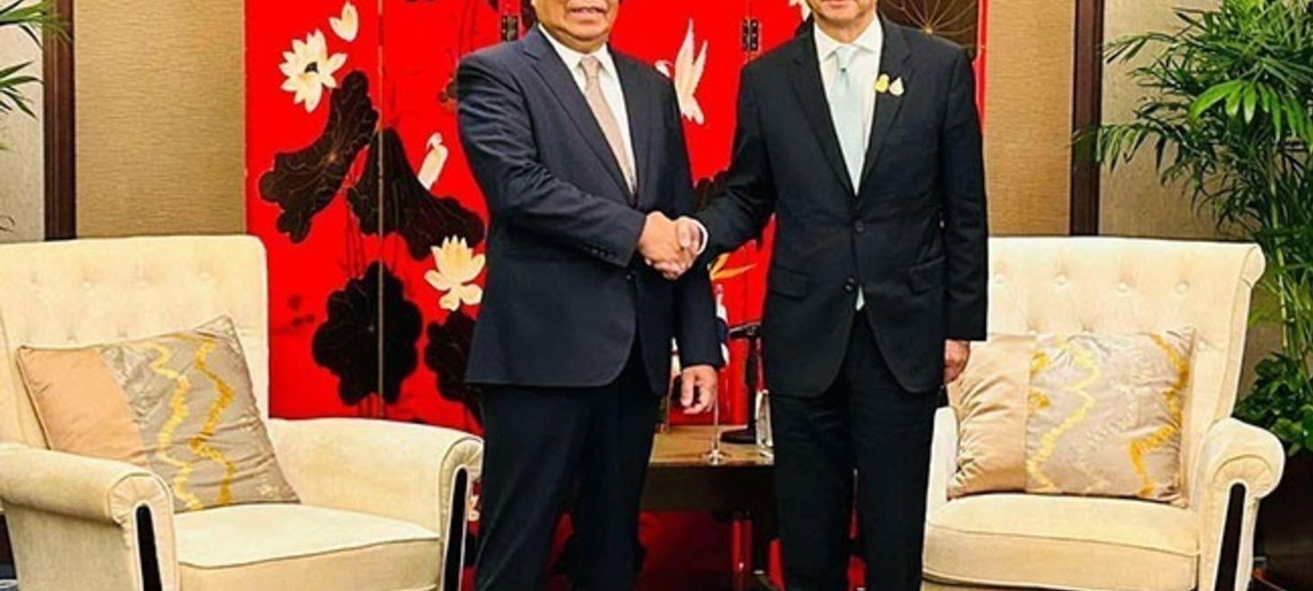 Thai diplomat announces Thailand-Myanmar humanitarian initiative on border