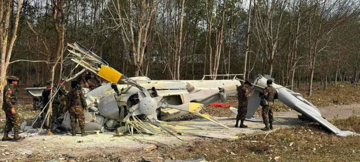 Karen army claims 5 dead after junta helicopter crash