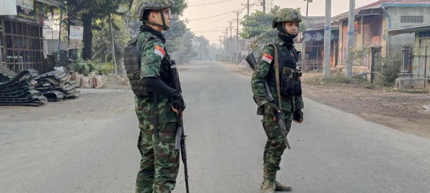 Myanmar Junta Bombs Residents Trapped by Fighting in Bago Town