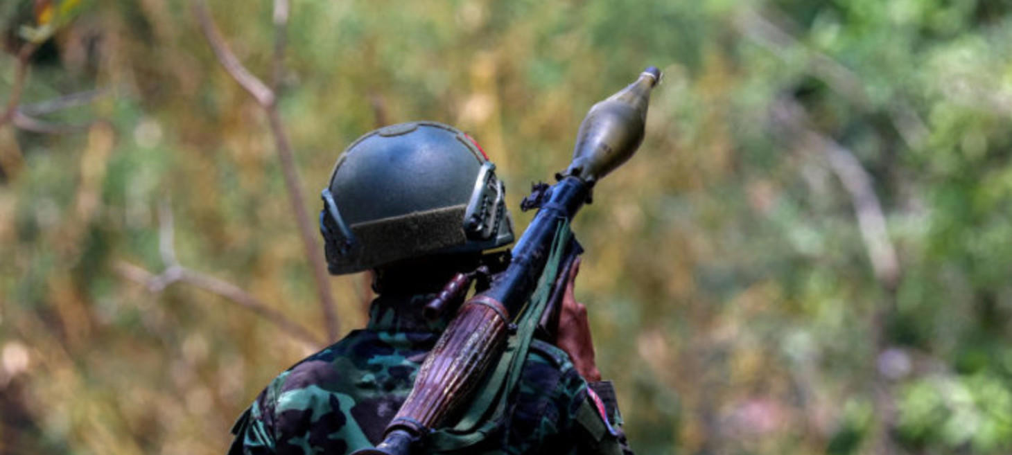 Navy on standby to evacuate Thais from Myanmar
