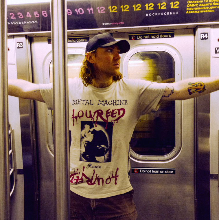 CURRENT JOYS - release new video for 'Talk To Me' | Watch the new video!