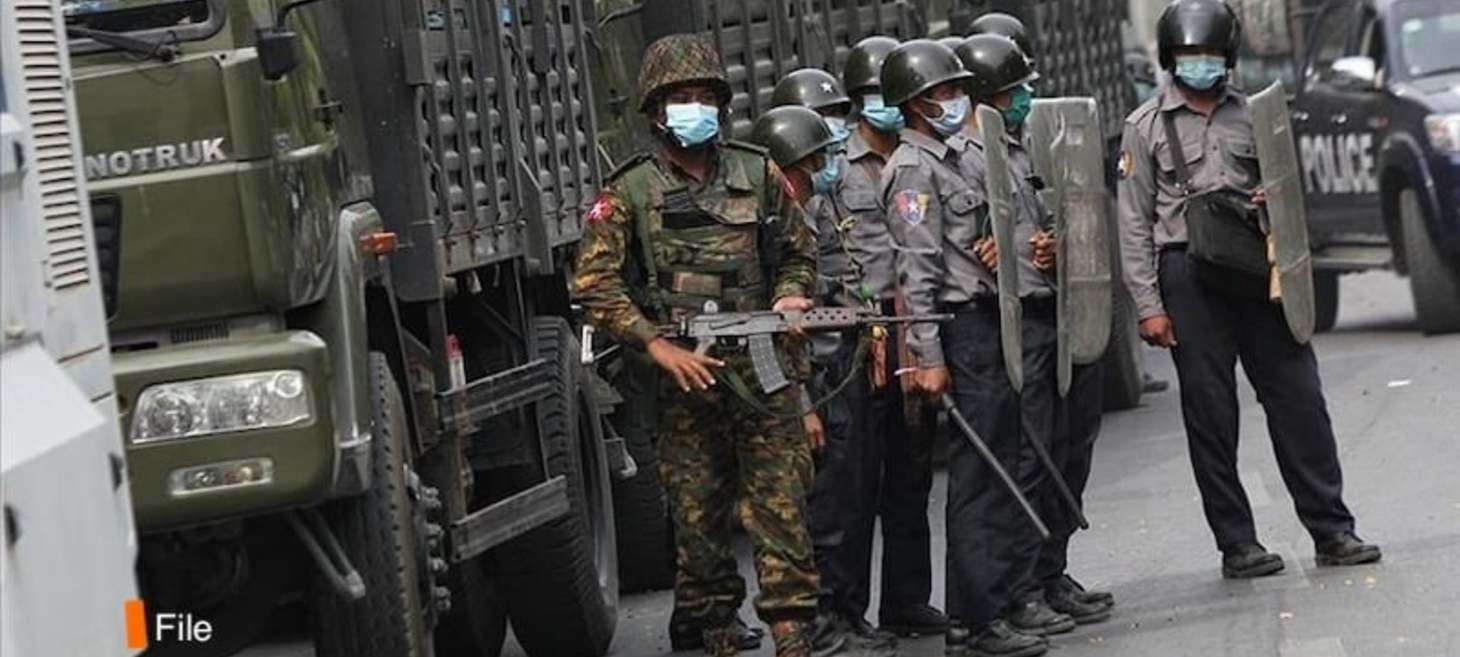 Junta and armed groups levying tolls on Mon State border road