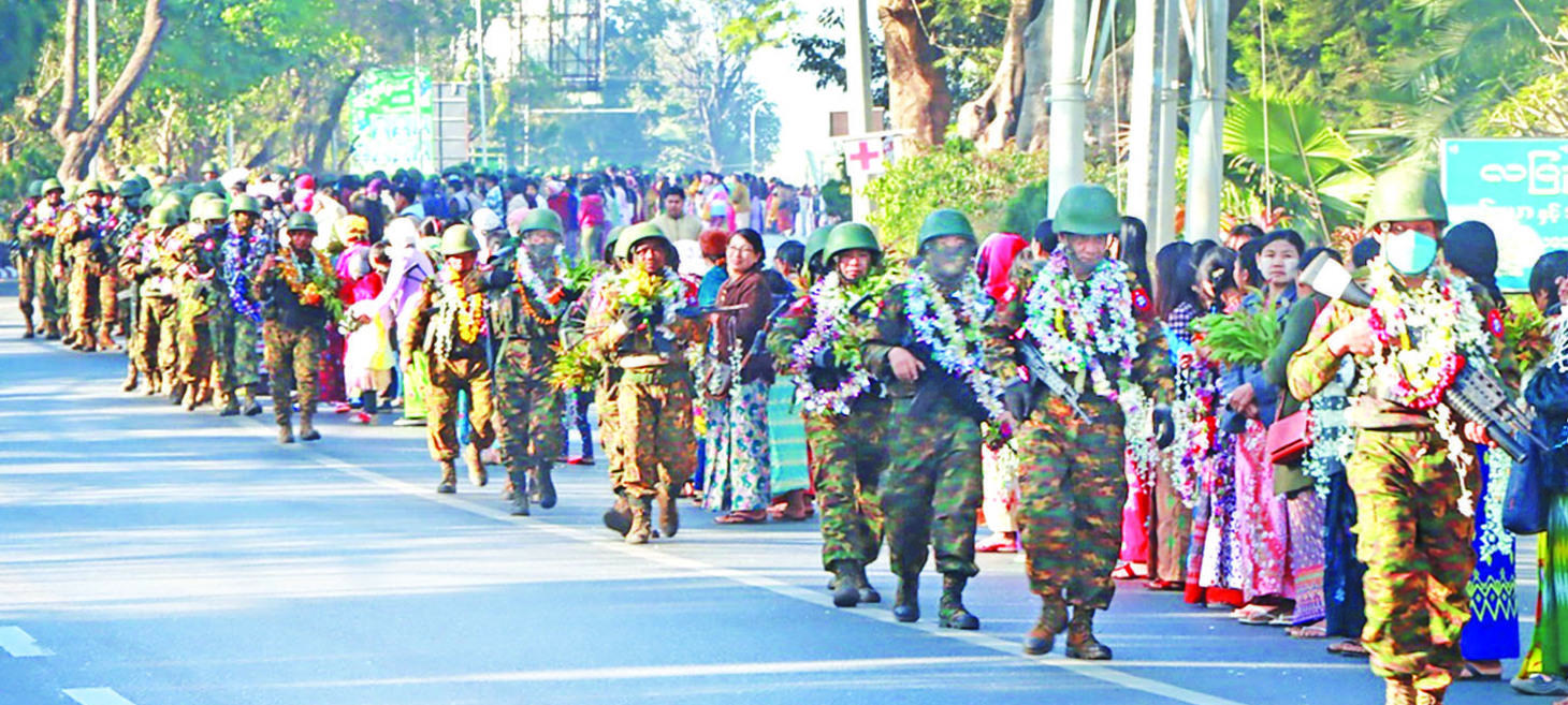 Civilians fleeing Pyin Oo Lwin as Myanmar military prepares defences