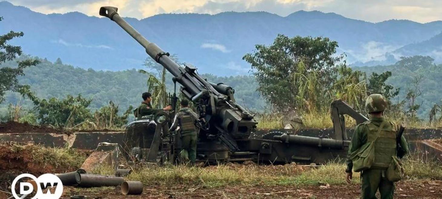 Myanmar junta on back foot as ethnic rebels capture key base - DW (English)