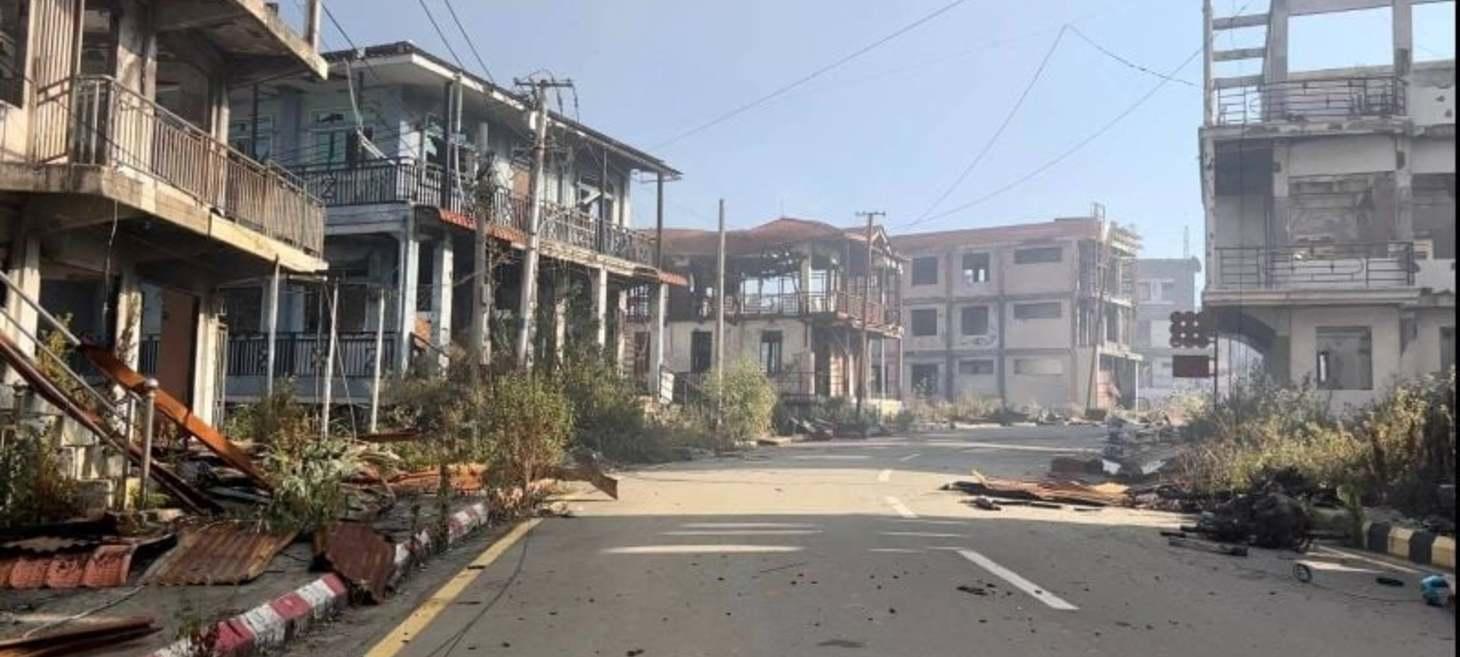 Fierce battle in Thantlang, Myanmar junta forces receive air and artillery support