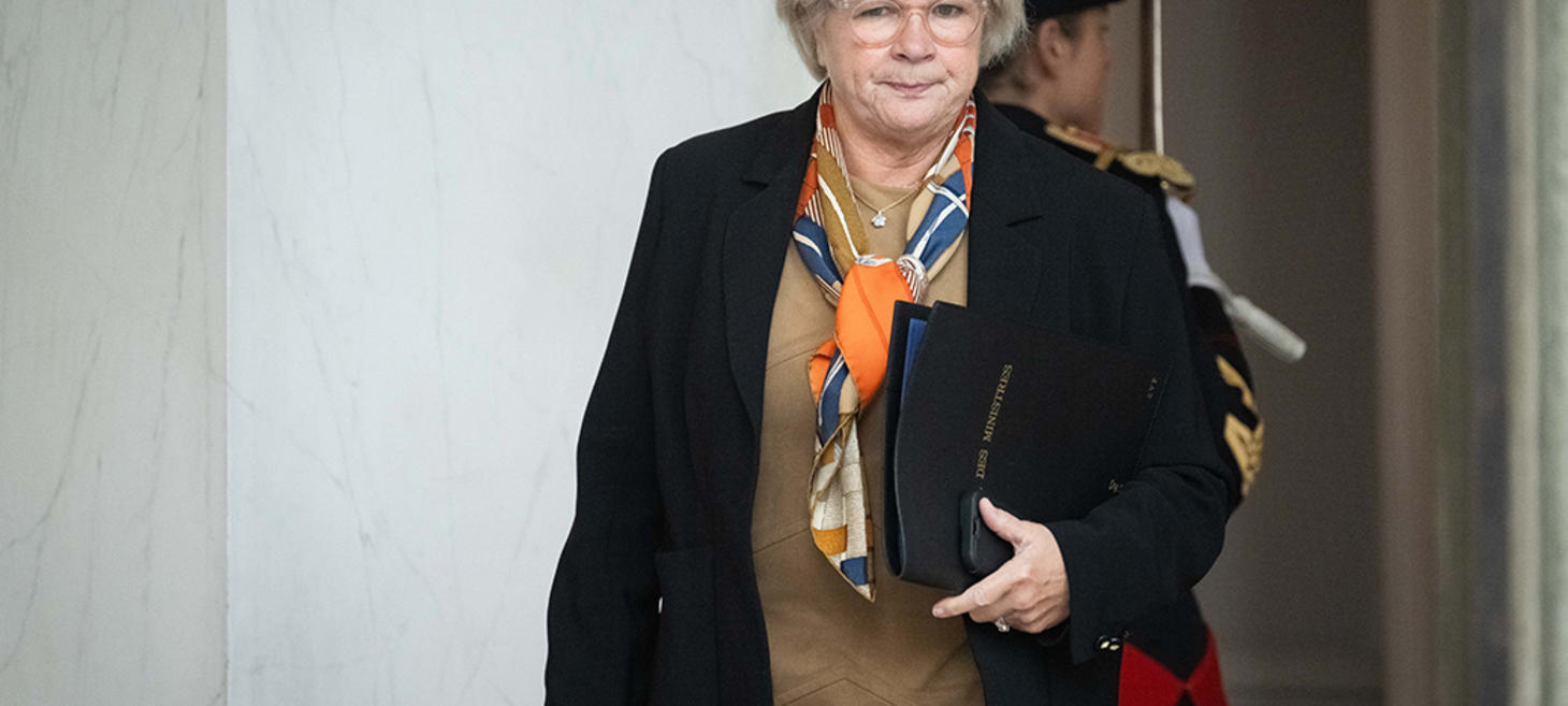 Fiscalité locale : Catherine Vautrin prête à réfléchir à une "participation" citoyenne